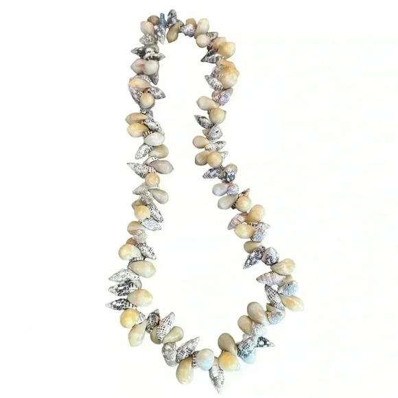 Hawaiian Multi Shell Necklace 21” - Picture 2 of 4